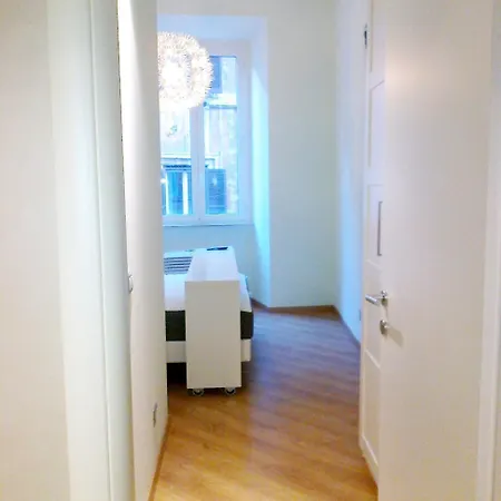 Bed & Breakfast Bye Bye Pantheon 4*