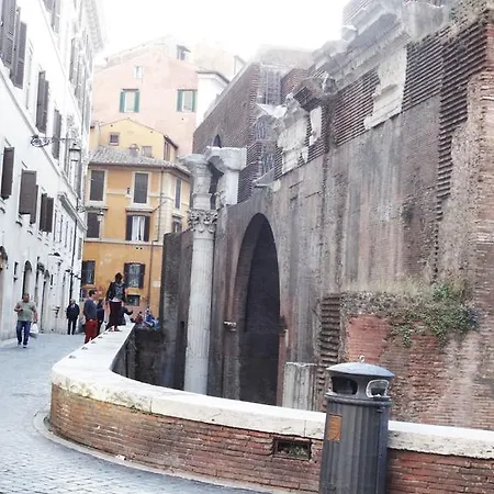 Bye Bye Pantheon Bed & Breakfast 4*