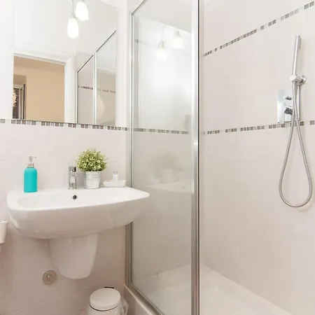 Bye Bye Pantheon 4* Rom